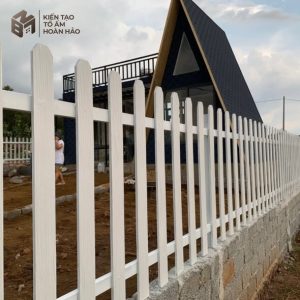 Hàng rào ốp gỗ xi măng